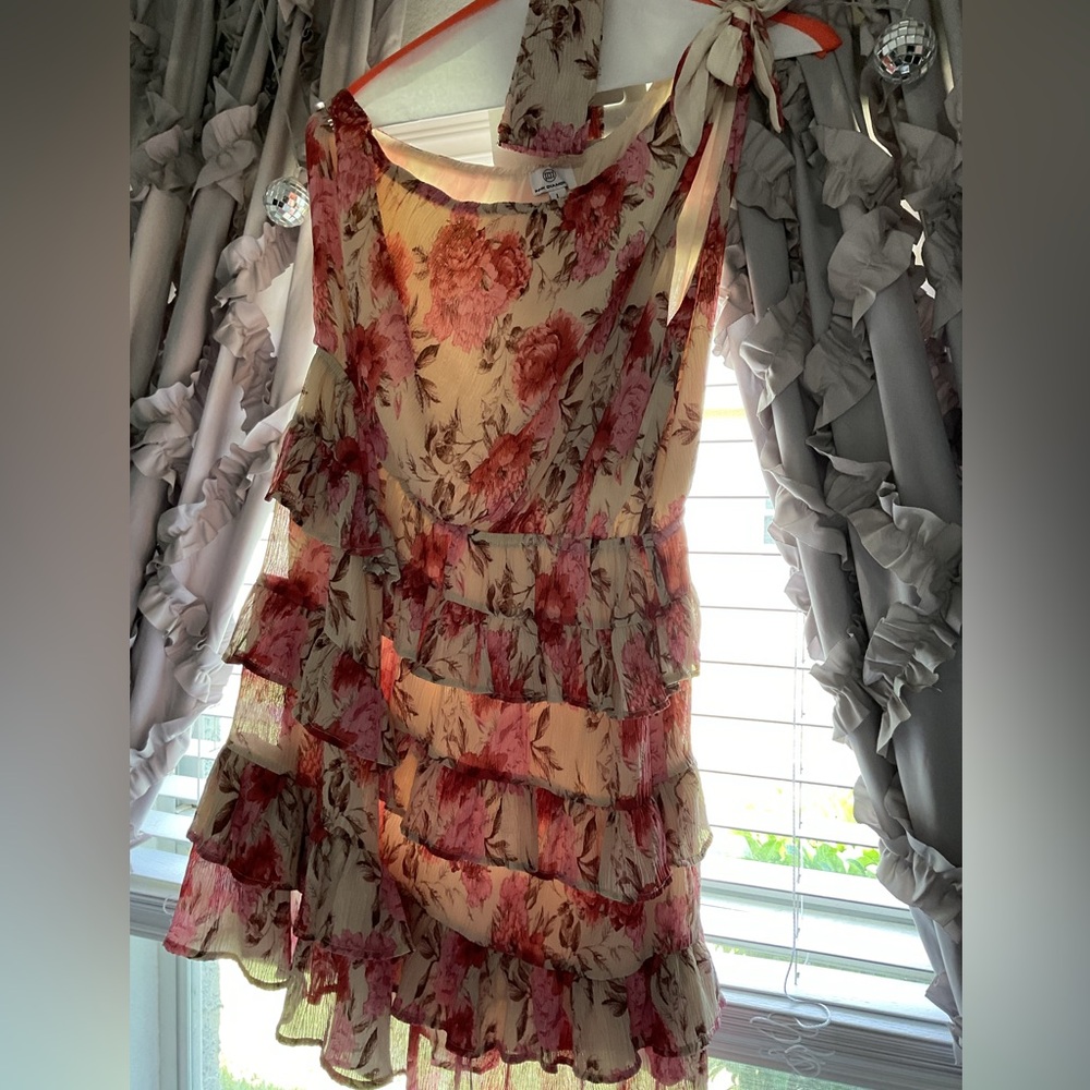 One shoulder floral tiered dress